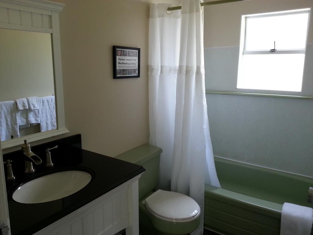 Edgewater Motel Campbell River Ruang foto