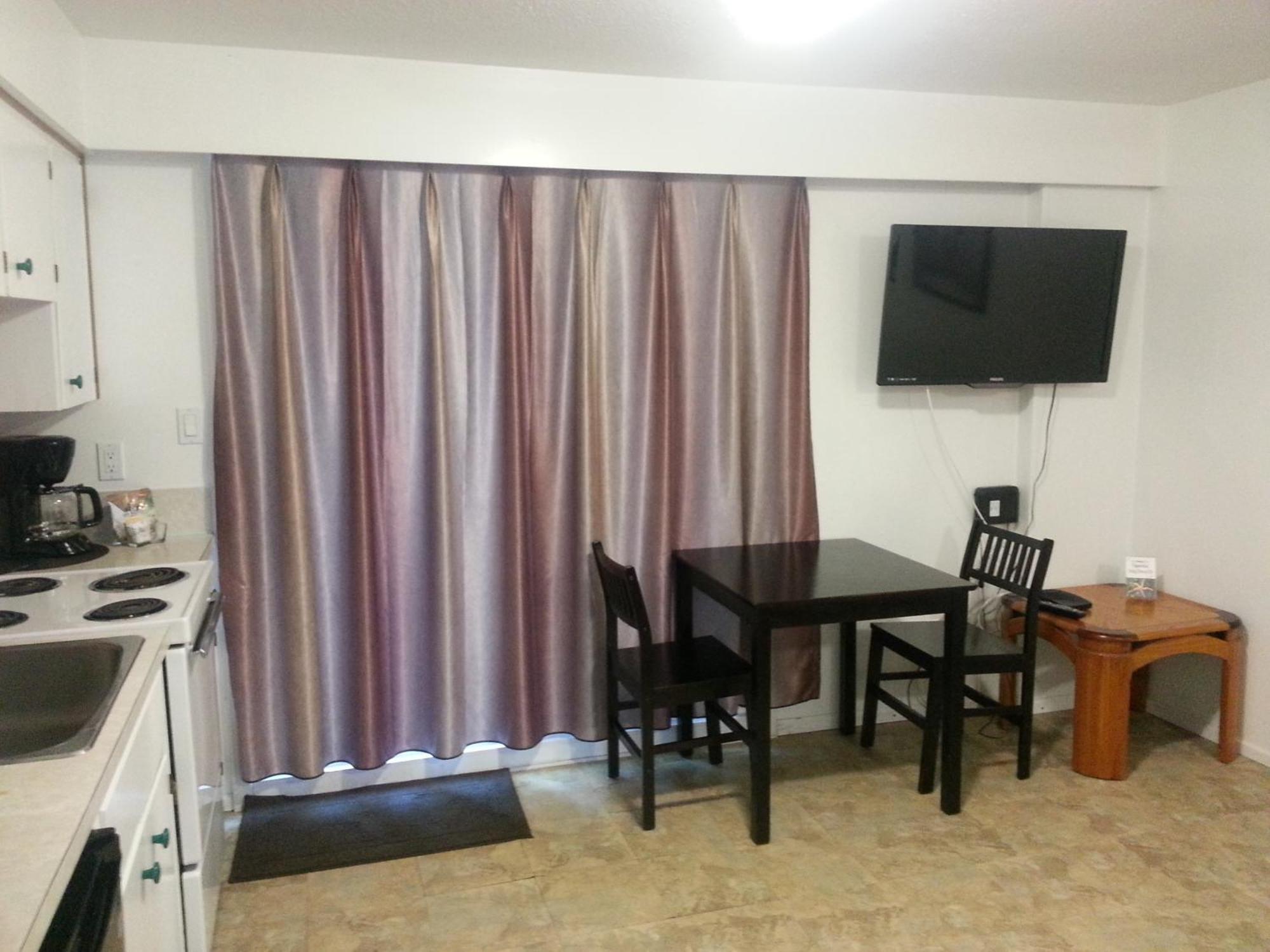 Edgewater Motel Campbell River Bagian luar foto